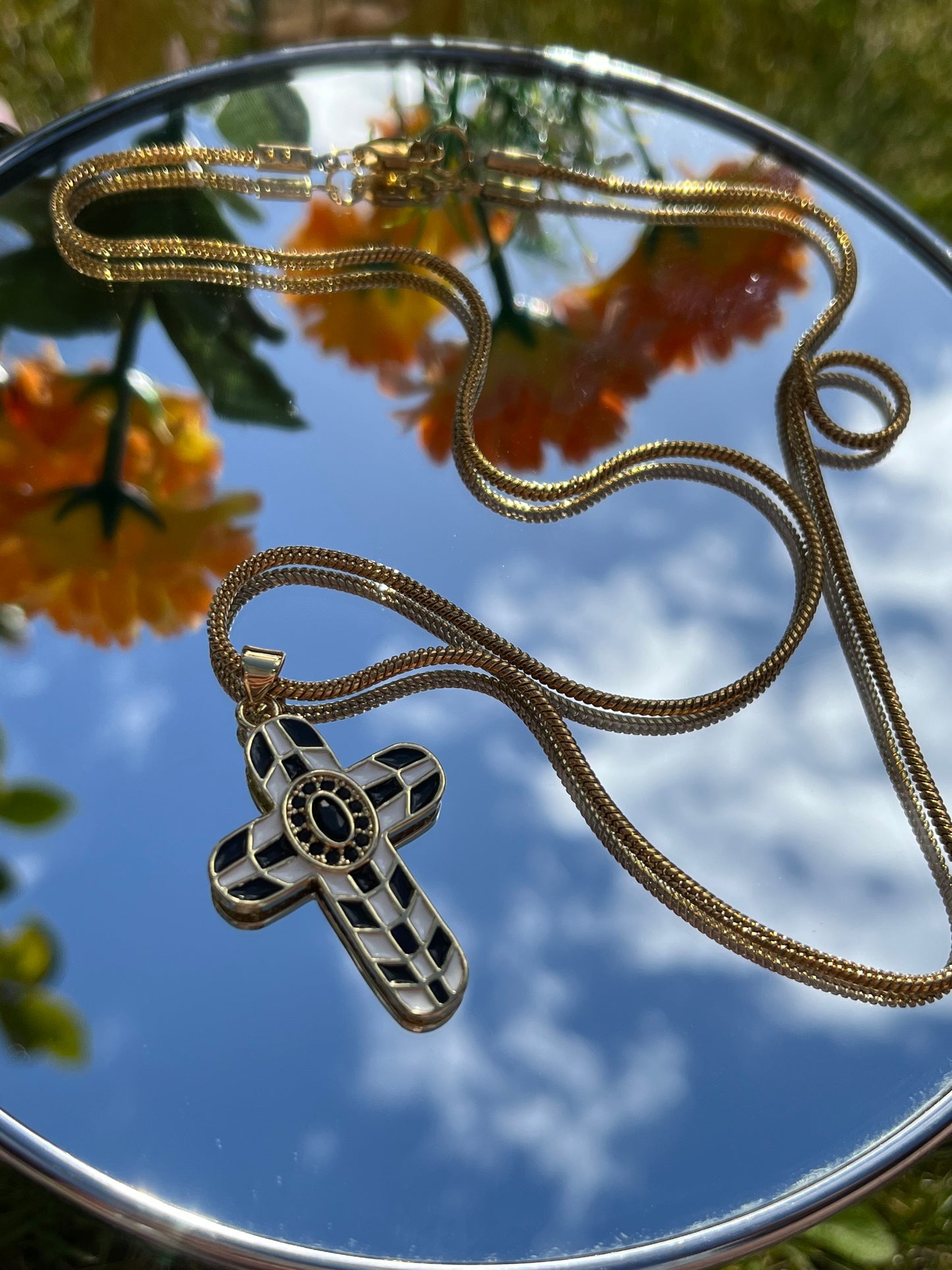 Scarletta Cross Necklace (White & Black)